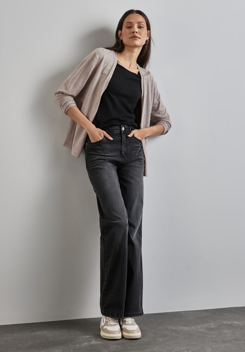 Offene Strickjacke