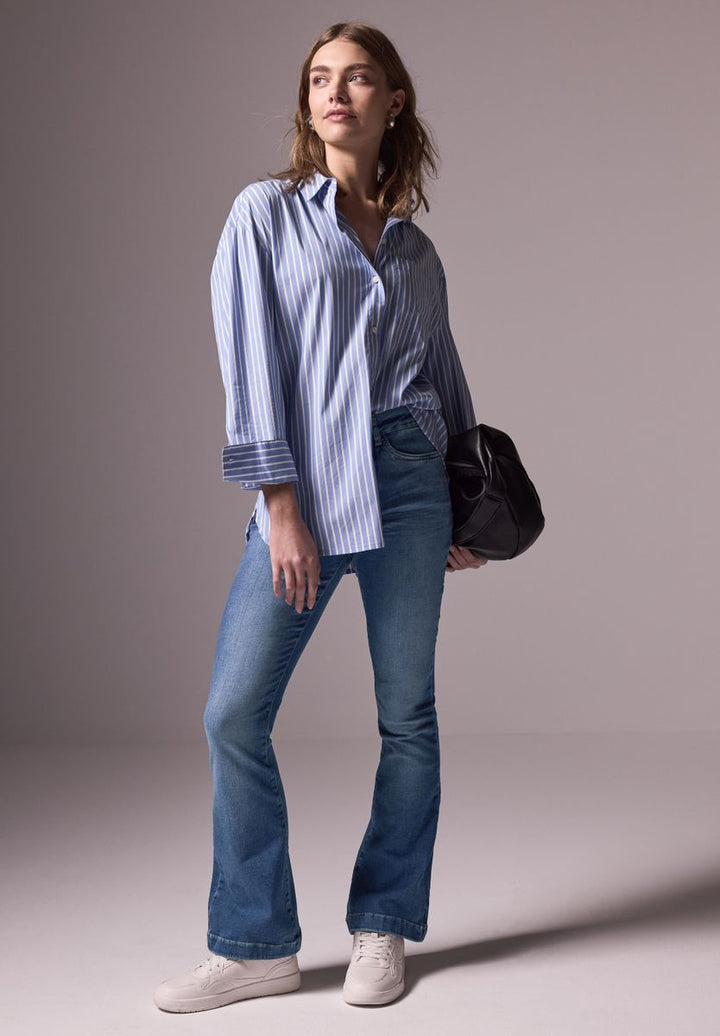 Bootcut Jeans