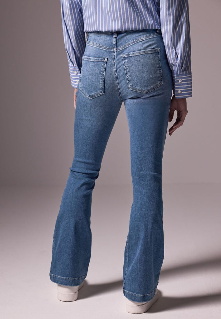 Bootcut Jeans