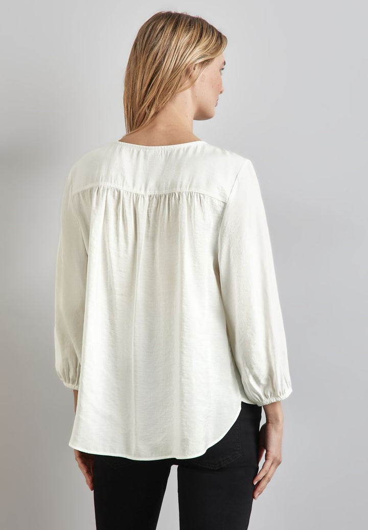 Bluse mit Raffungen