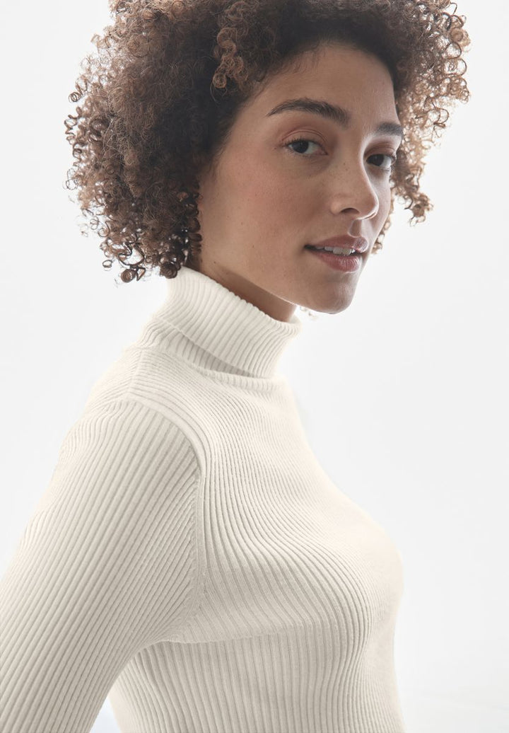 Basic Rollkragen-Pullover