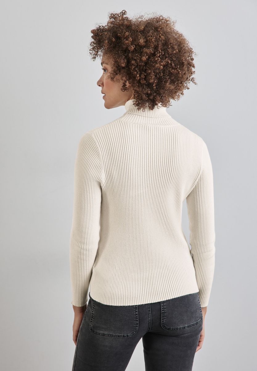 Basic Rollkragen-Pullover