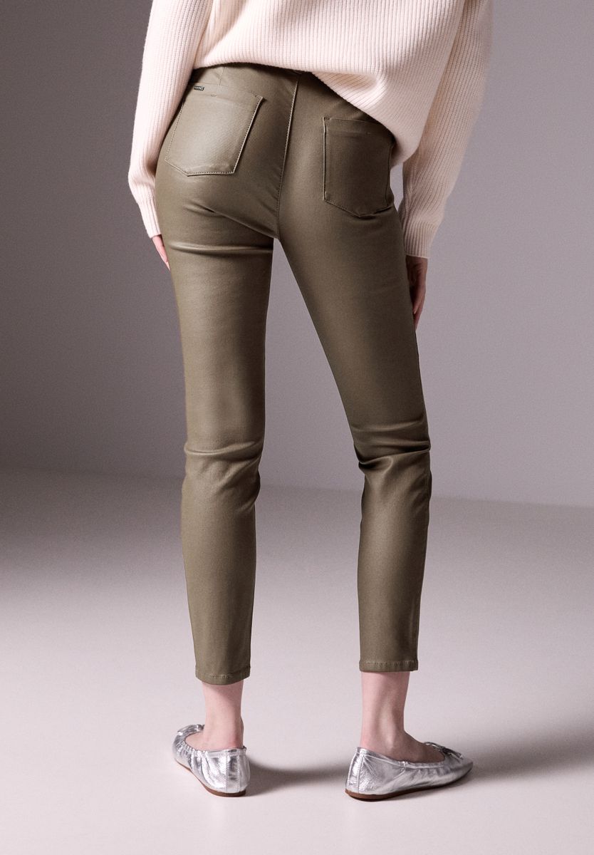 Hose im Leder-Look