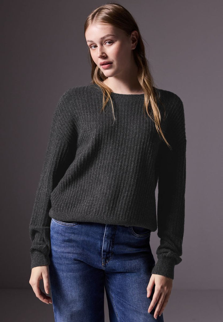 Pullover mit Struktur