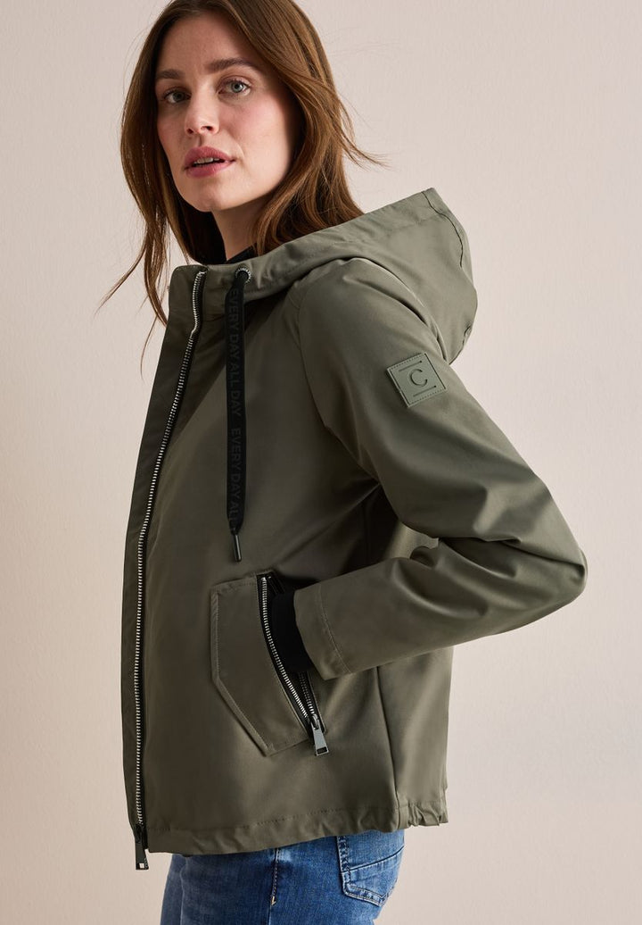 Kurze Jacke