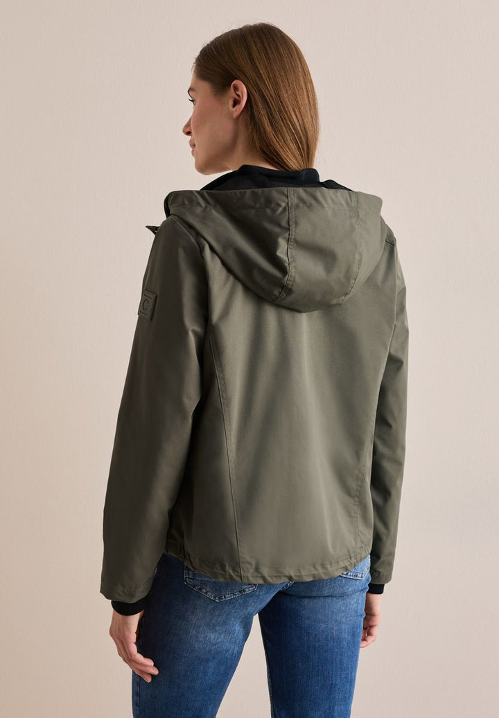 Kurze Jacke
