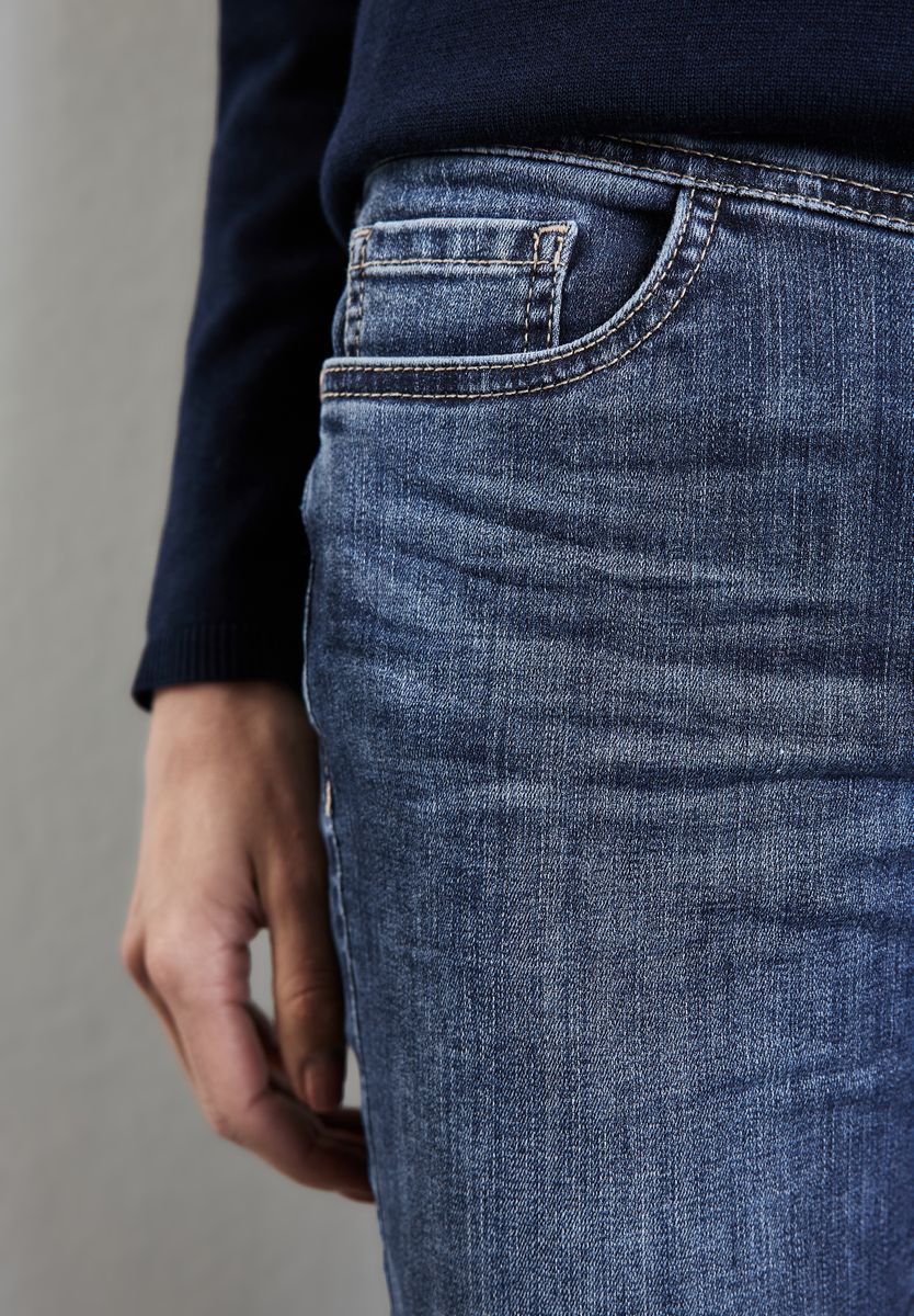 Jeans im Slim Fit