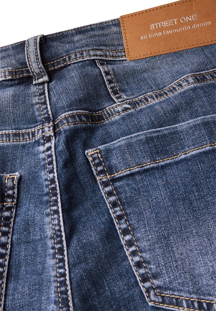 Jeans im Slim Fit
