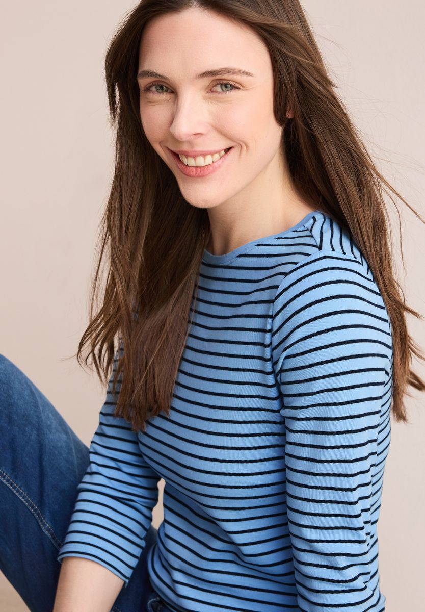 Gestreiftes Shirt