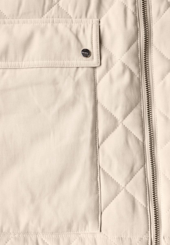 Leichte kurze Steppjacke