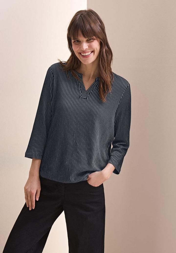 Gestreiftes Strukturshirt