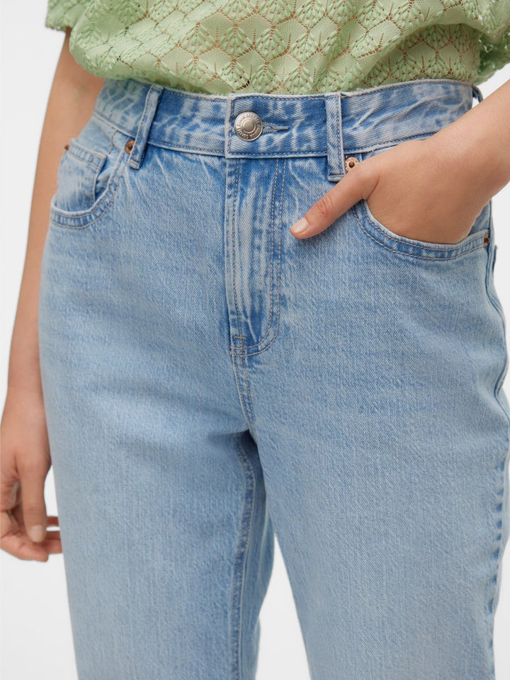 VMTESSA HR STRAIGHT JEANS LI3010 GA NOOS