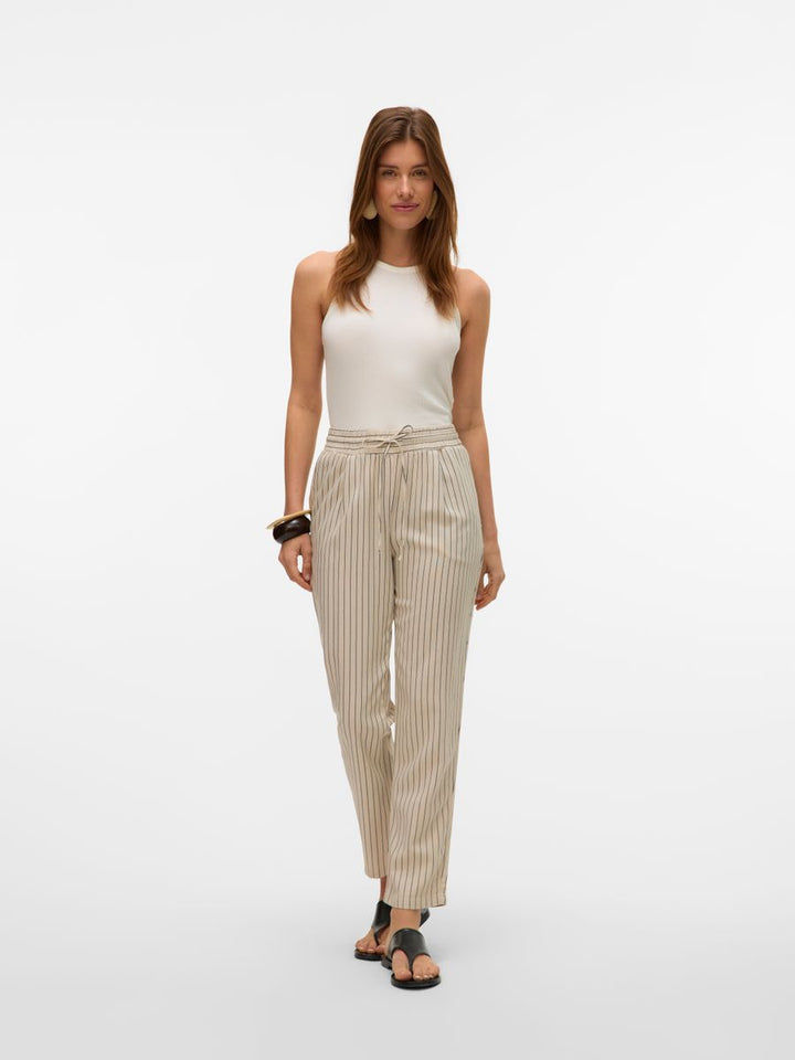 VMJESMILO MW ANKLE PANTS WVN GA NOOS