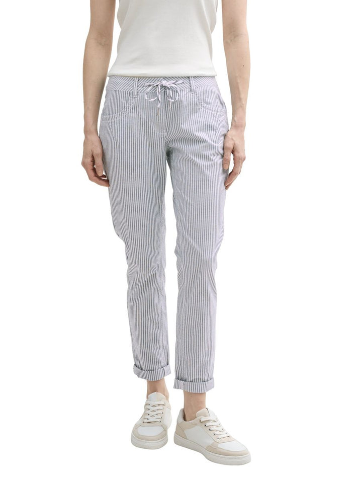 Tapered Relaxed Hose