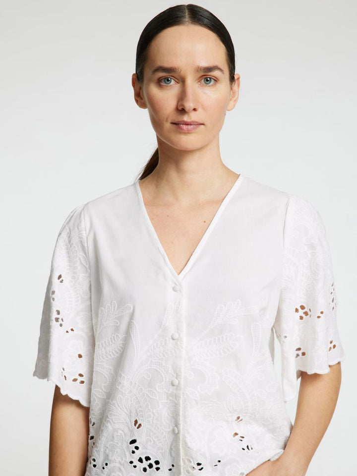 SLFDAHLIA SS BRODERI SHIRT NOOS