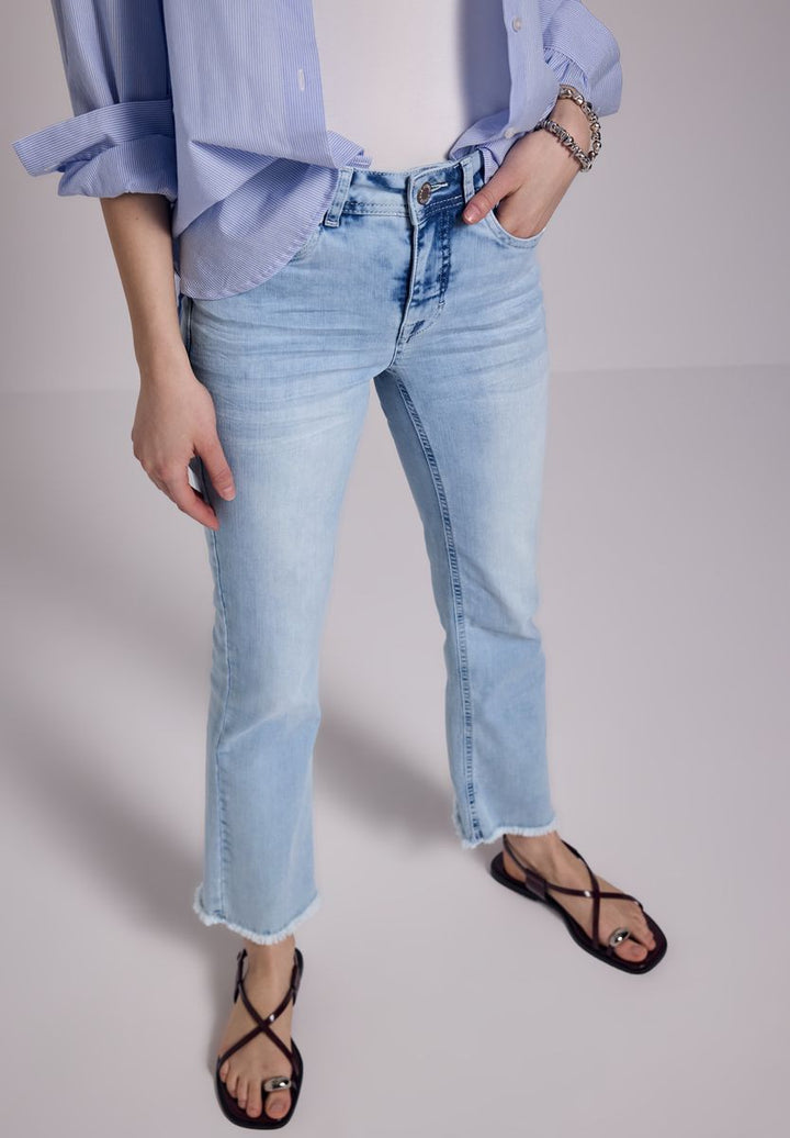 Flared Jeans
