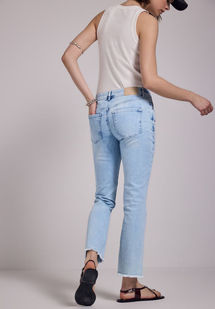 Flared Jeans