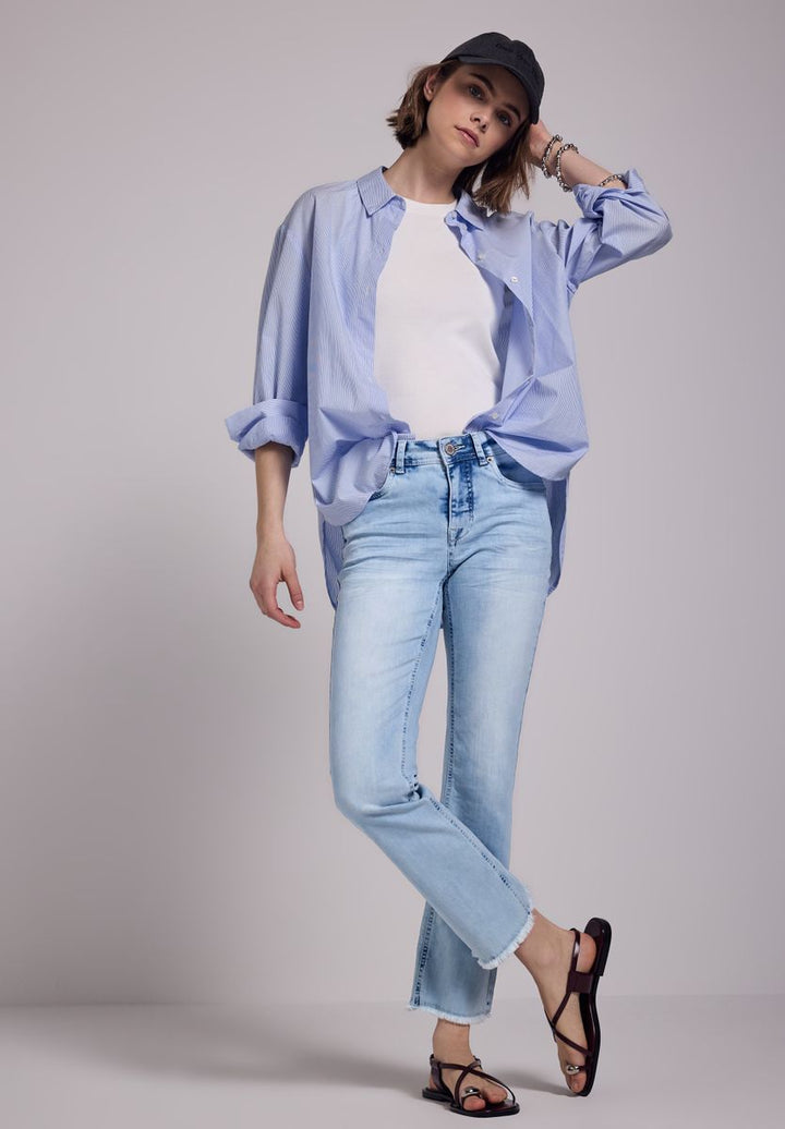 Flared Jeans