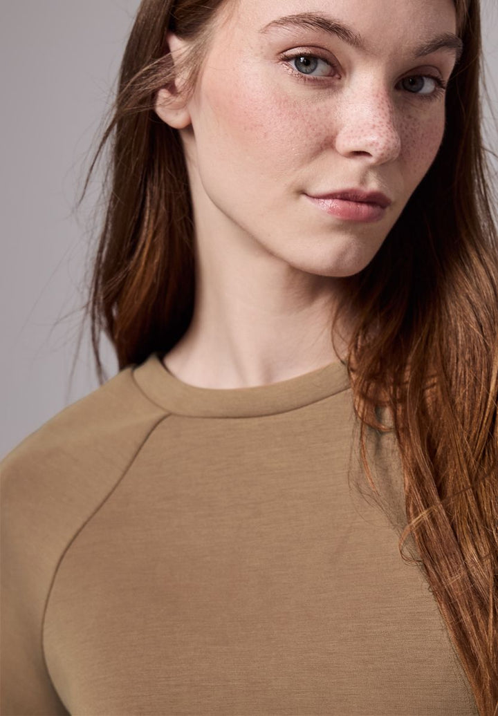 Raglan T-Shirt in Silk-Optik