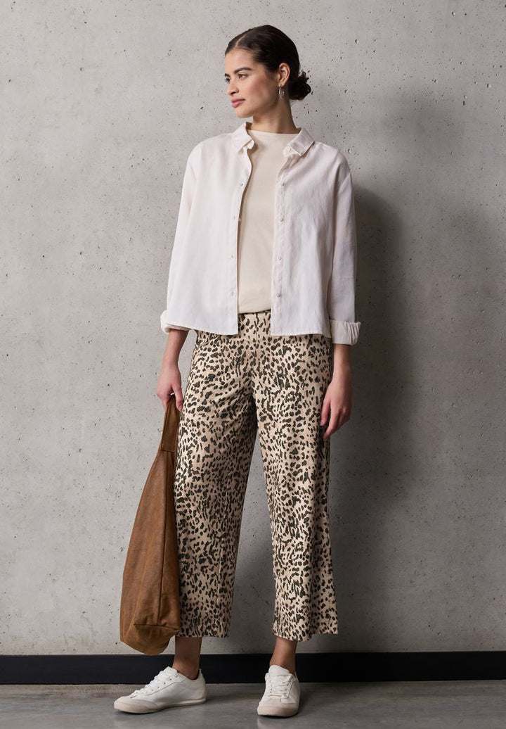 Culotte im Leo-Look