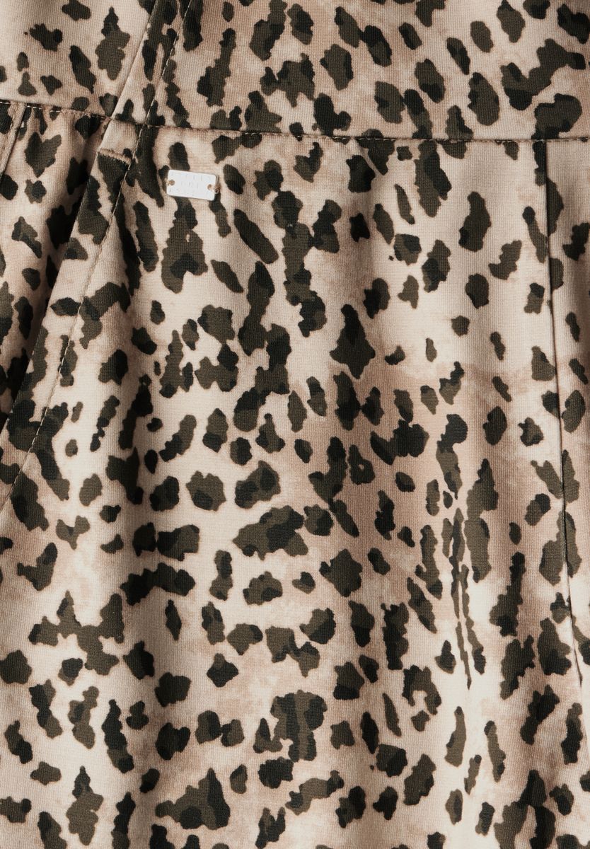 Culotte im Leo-Look