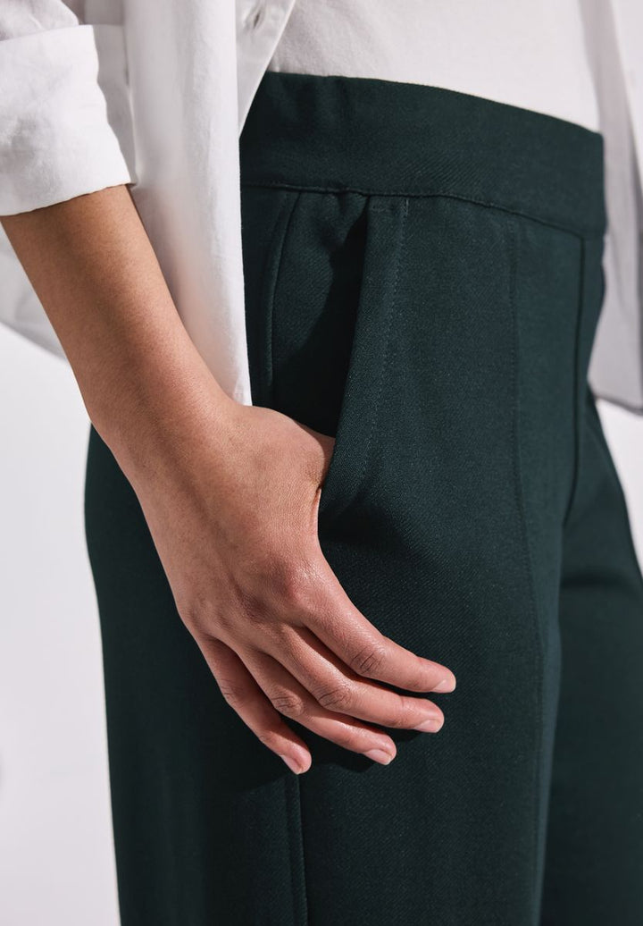 Straight Leg Hose