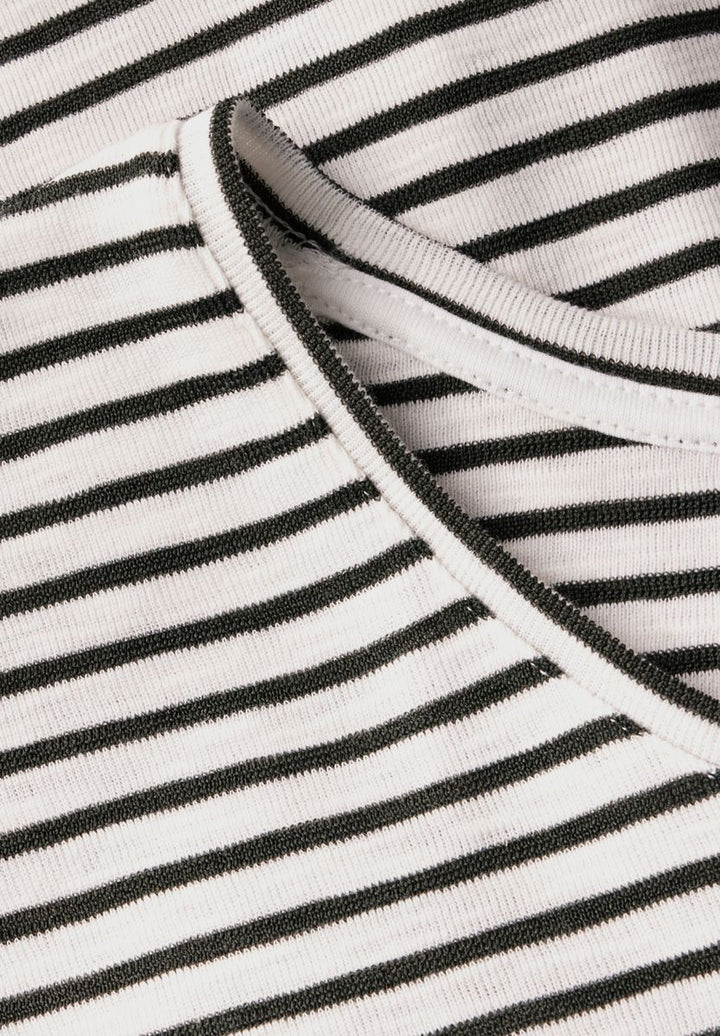 Gestreiftes Shirt