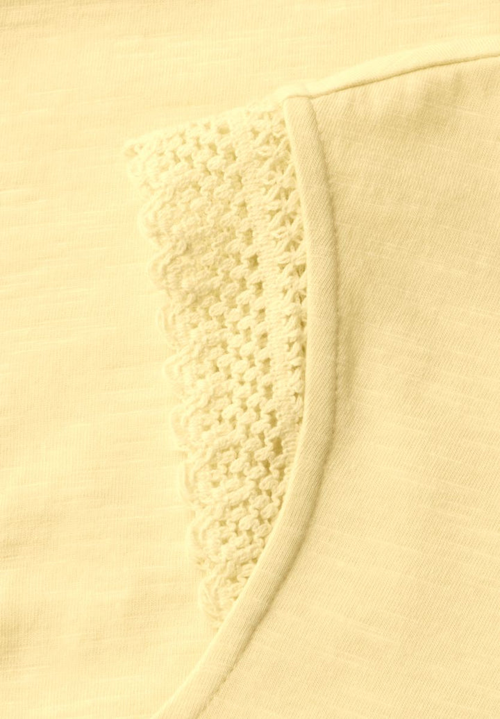 Shirt mit Häkeldetails