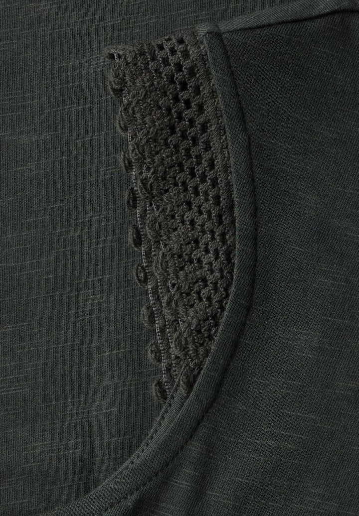 Shirt mit Häkeldetails