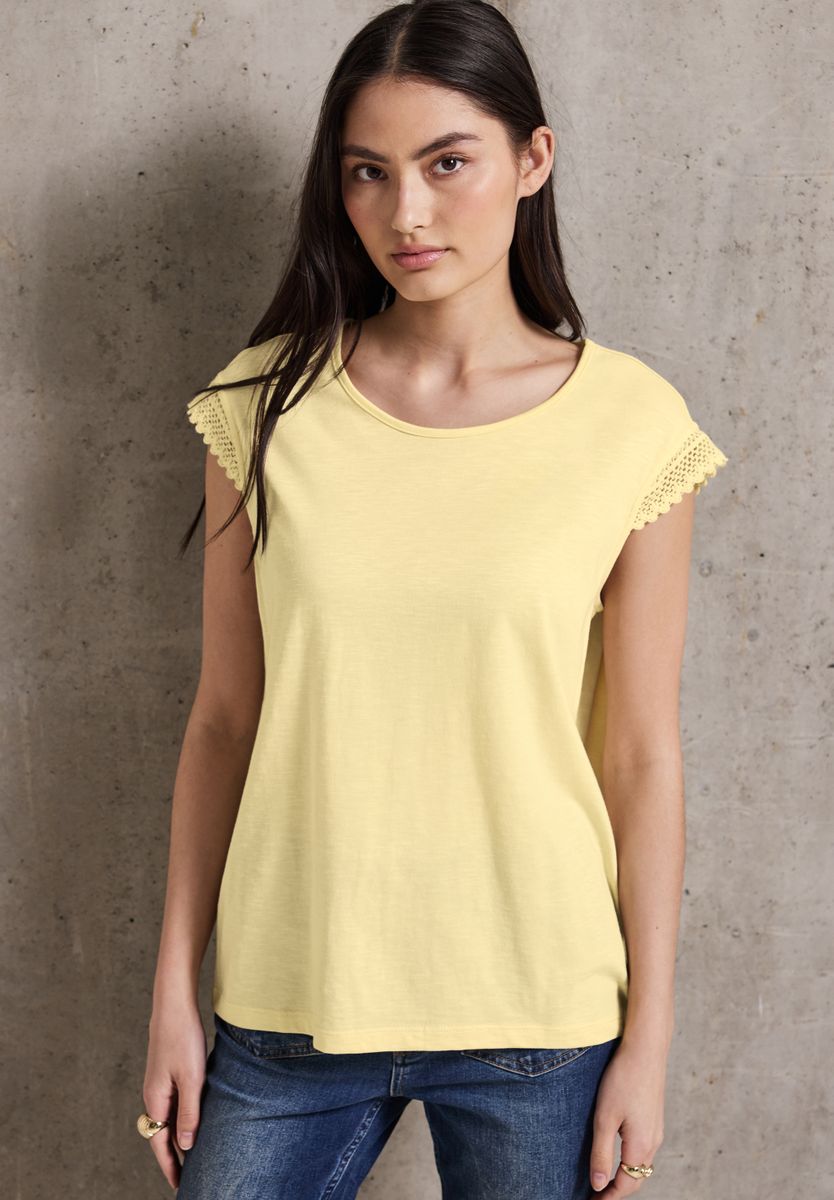 Shirt mit Häkeldetails