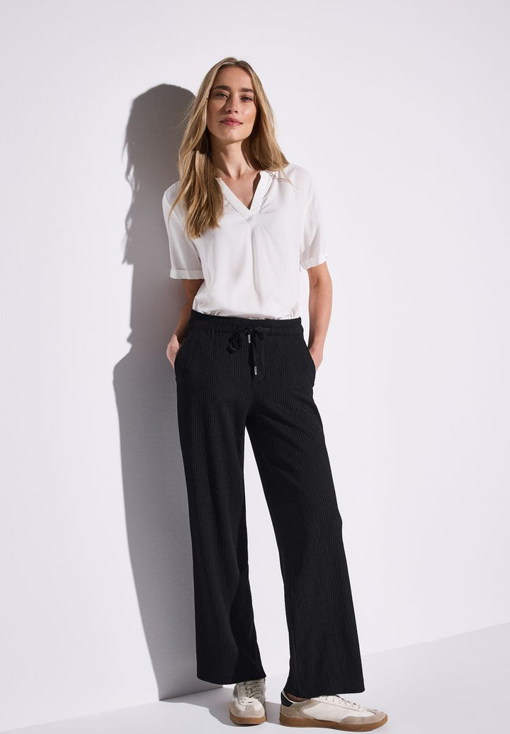 Wide Leg Hose mit Struktur