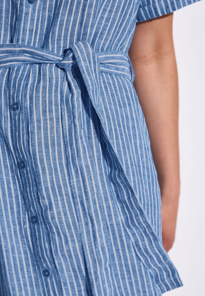 Gestreiftes Leinenkleid