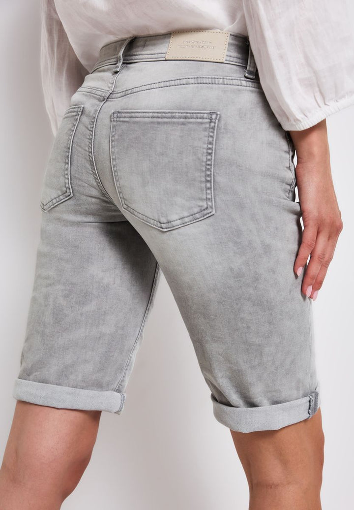 Bermuda Jeans