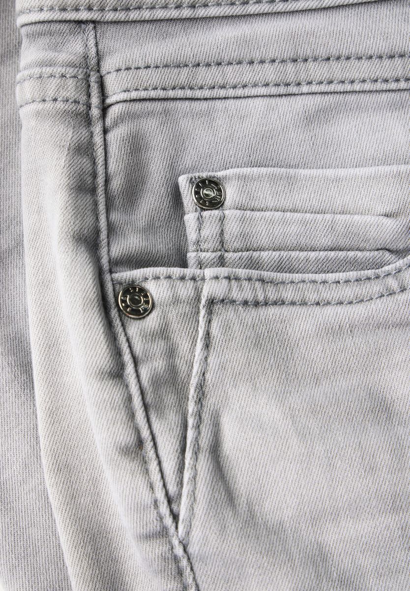 Bermuda Jeans