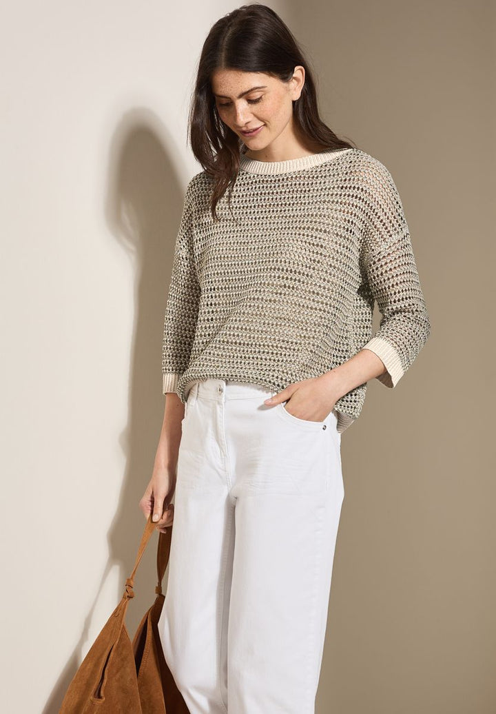 Glitzernder Strukturpullover
