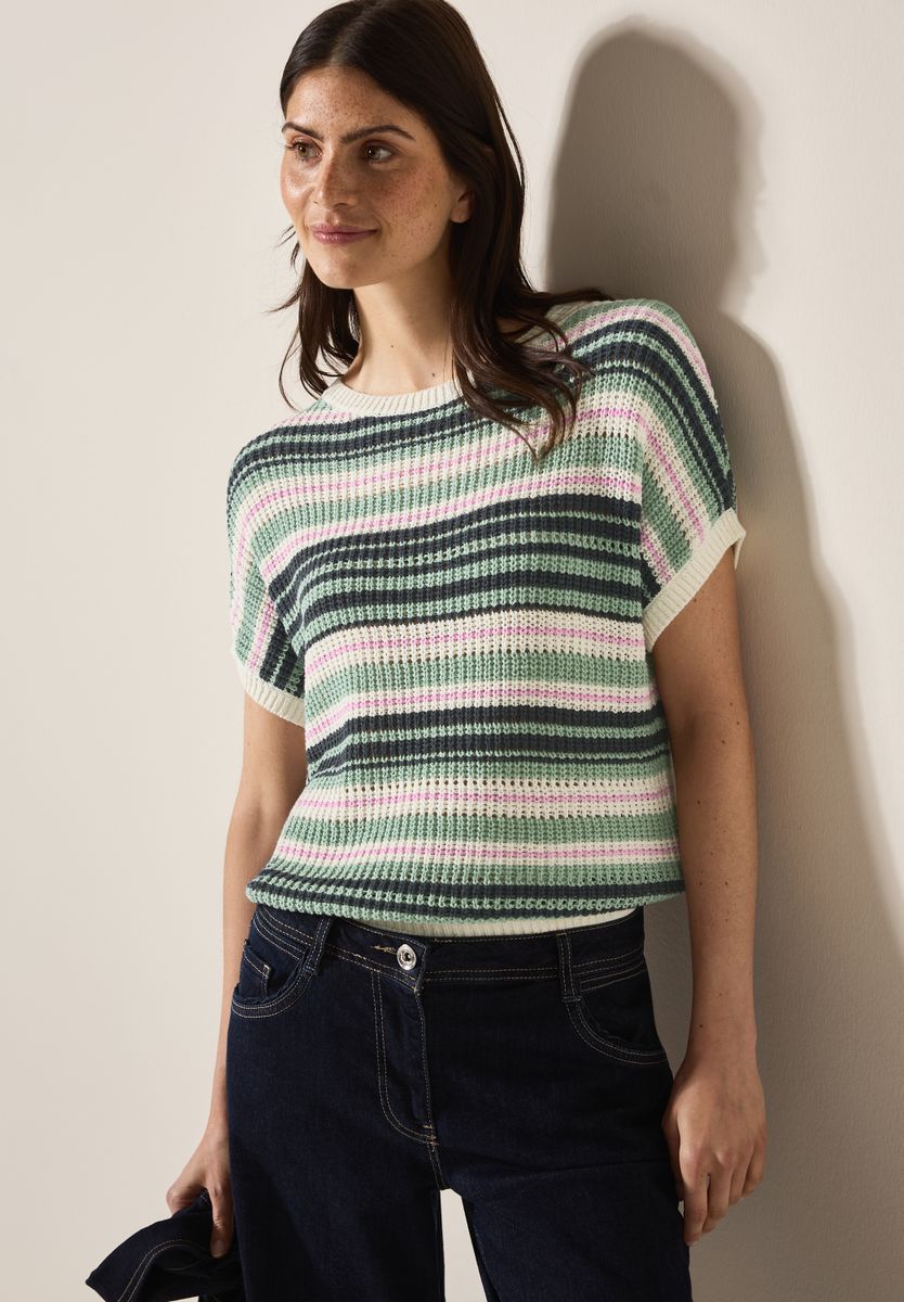 Gestreifter Pullover