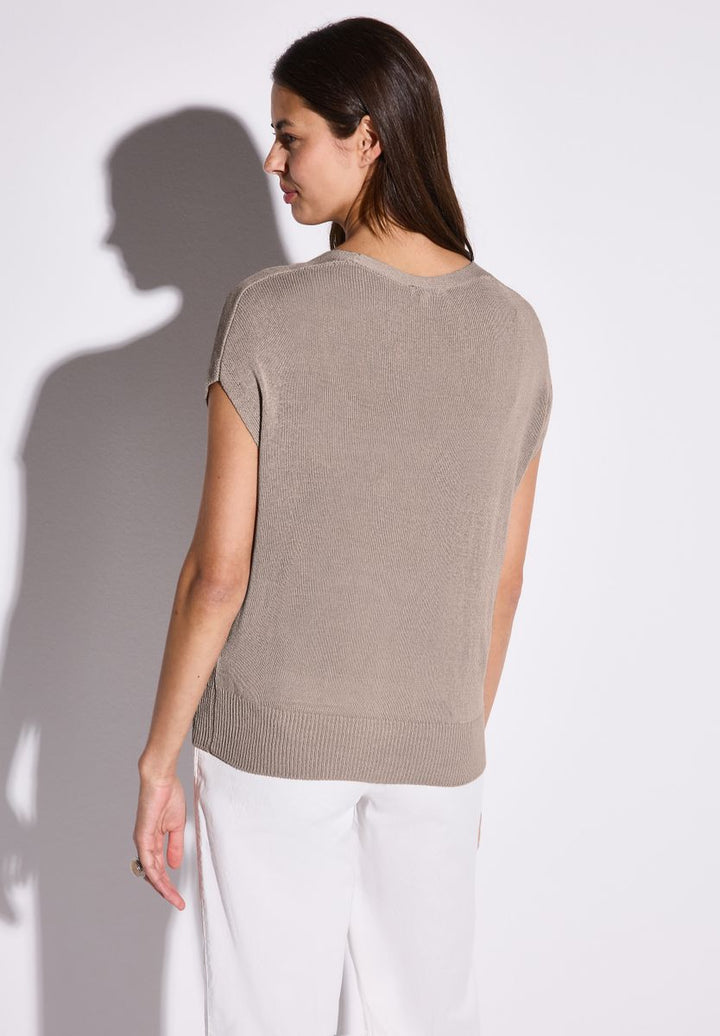Ärmelloser Strickpullover