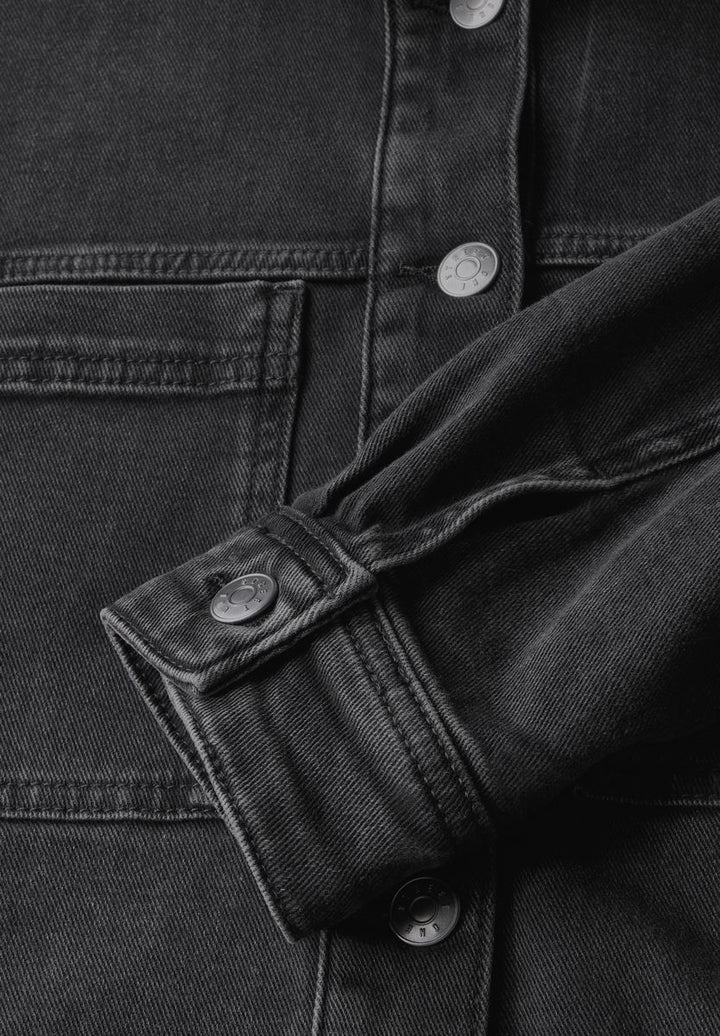 Jeansjacke mit Brusttaschen
