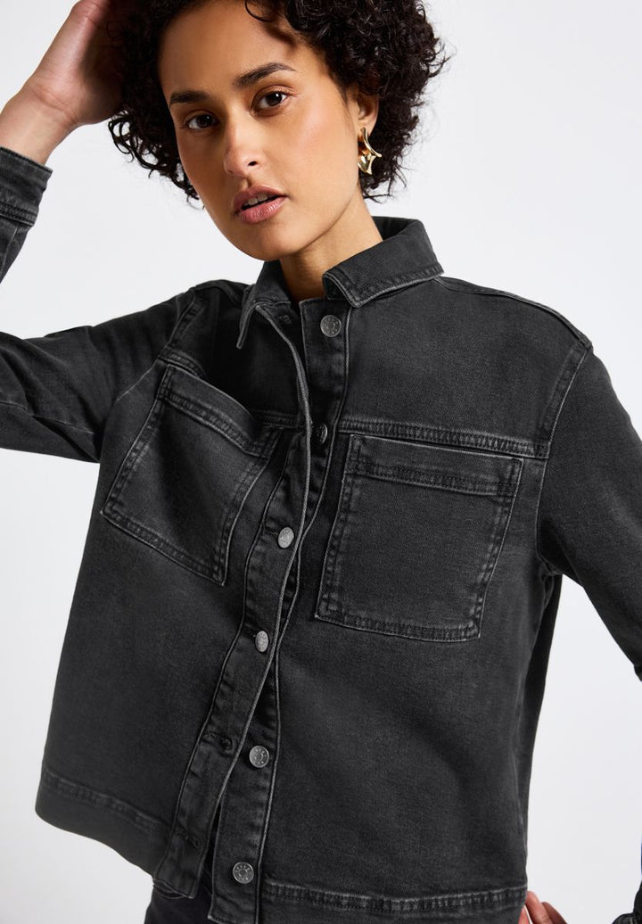 Jeansjacke mit Brusttaschen