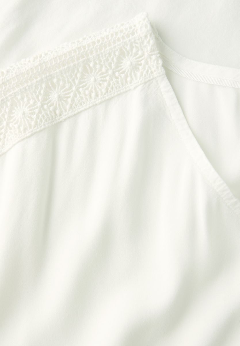 Blusenshirt mit Spitze