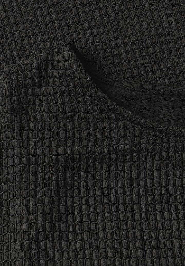 2-in-1 Mesh T-Shirt