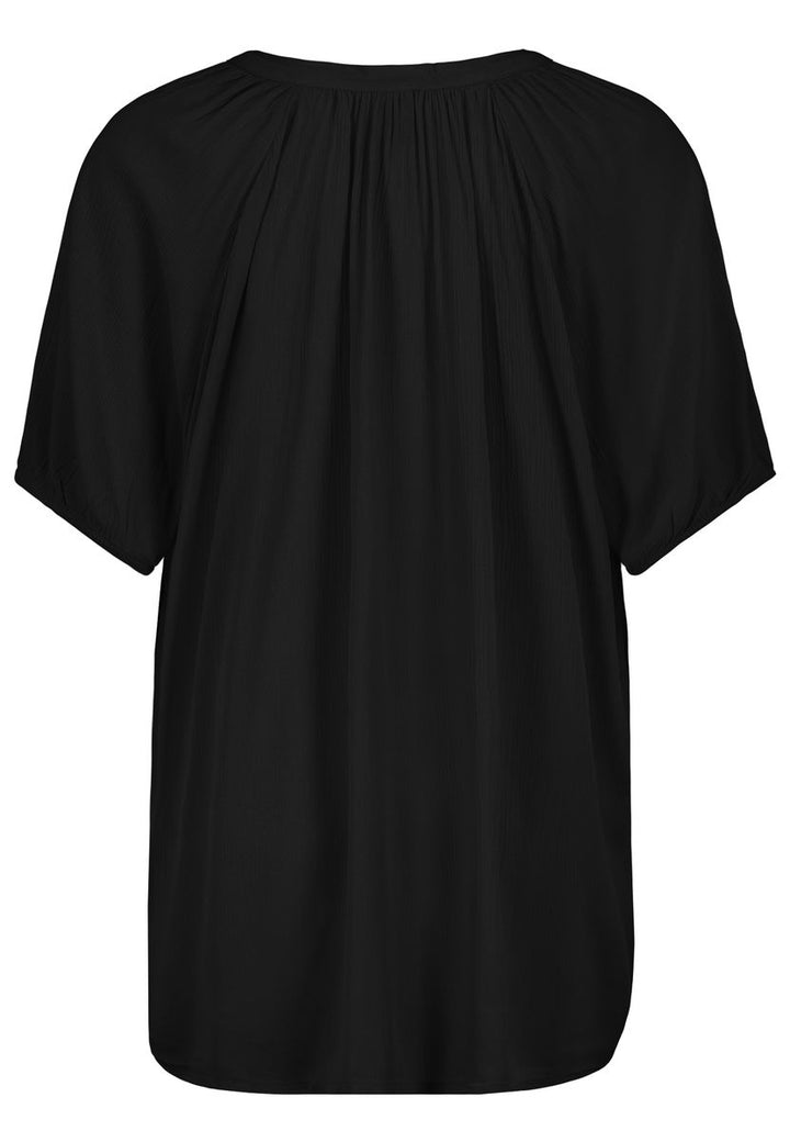 00005 - AUTHENTIC - D70024M11234A