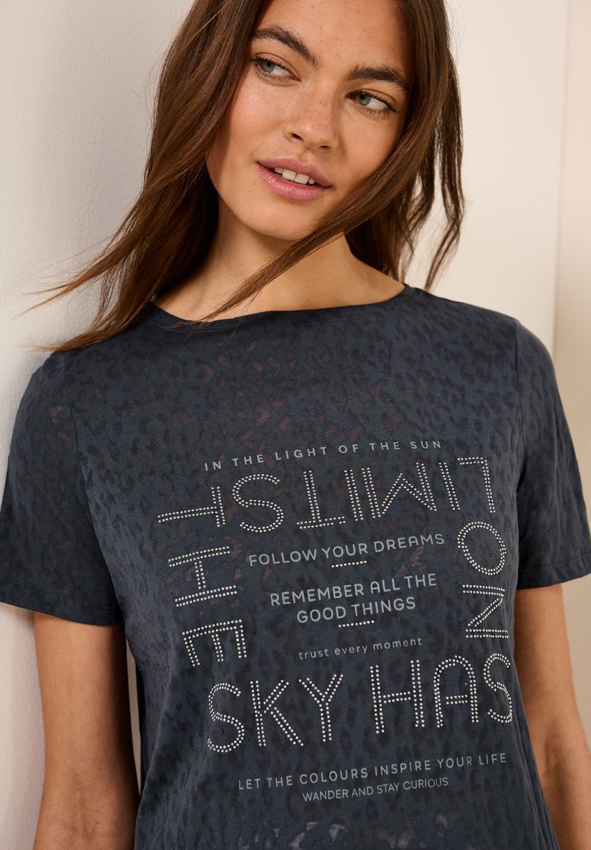 T-Shirt mit Schmucksteinen