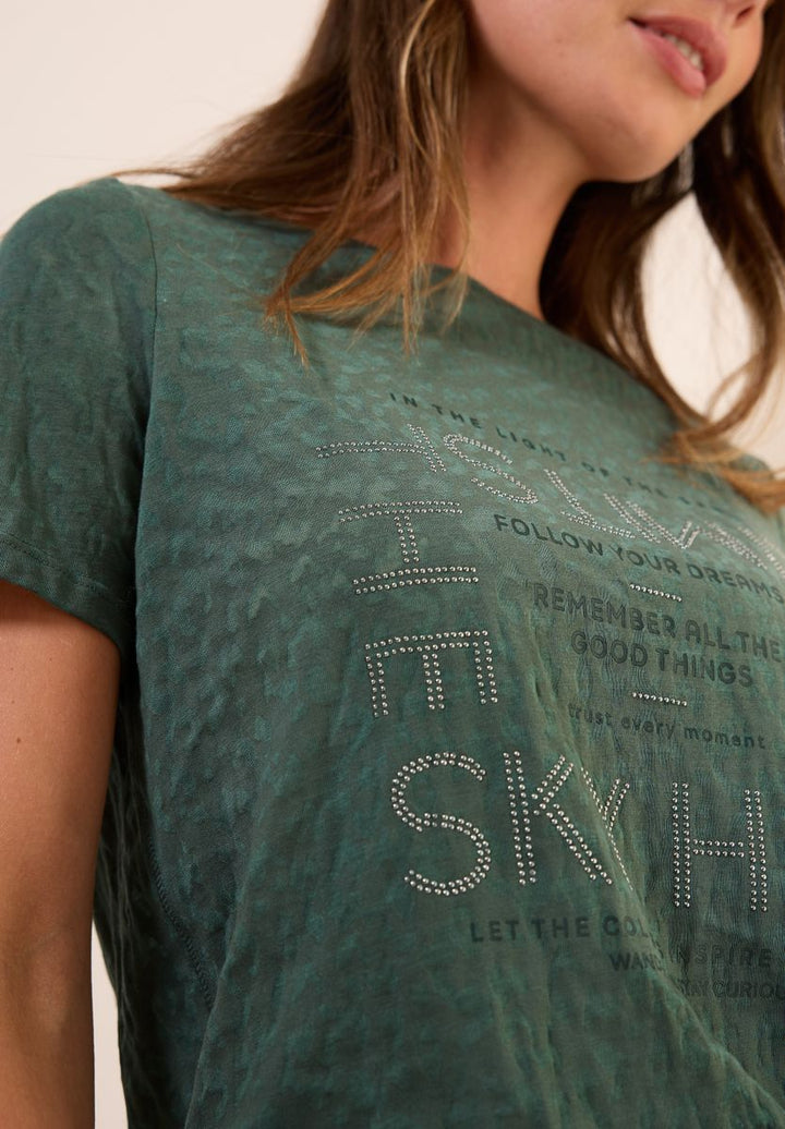 T-Shirt mit Schmucksteinen