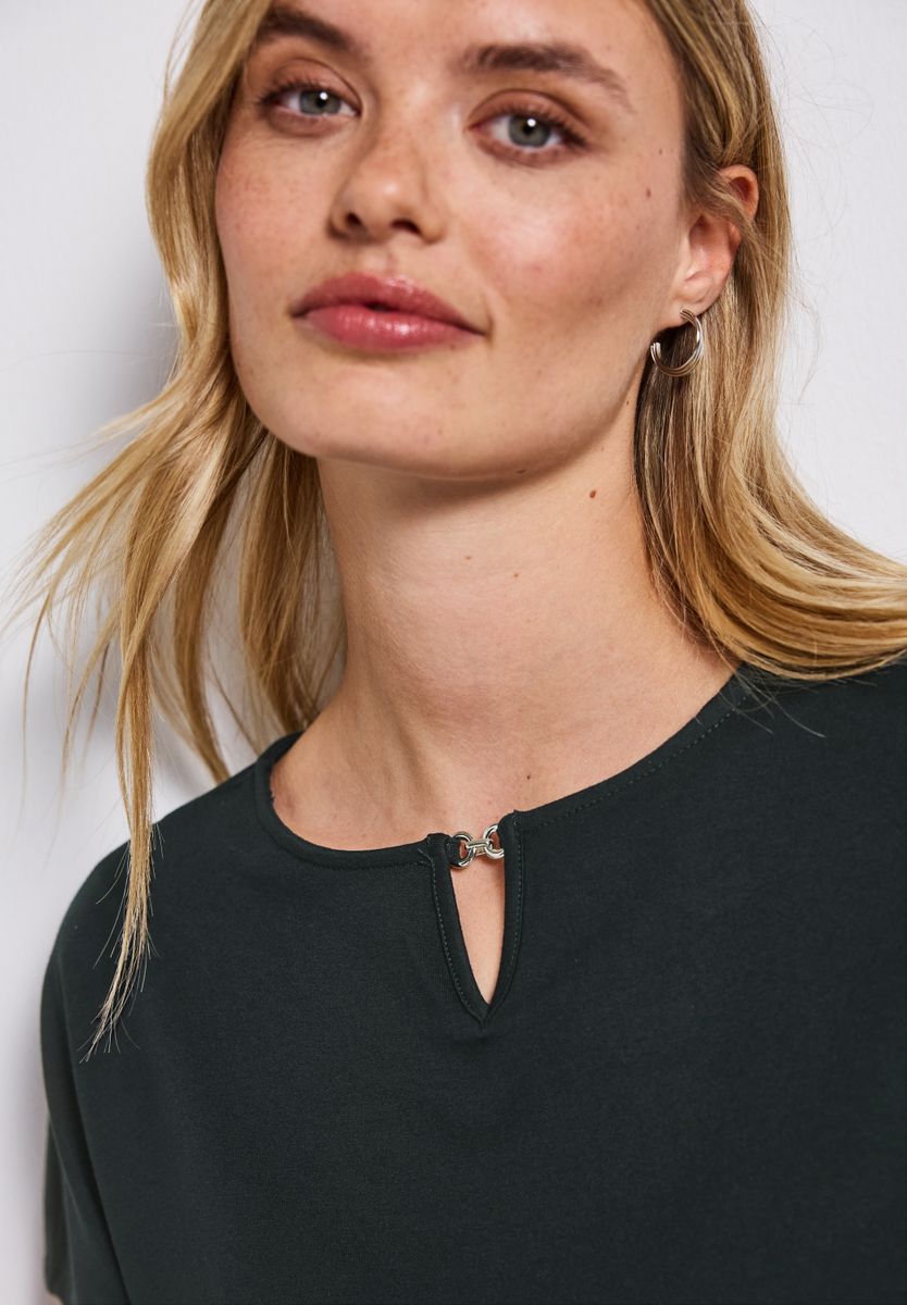 Shirt mit Cut-Out