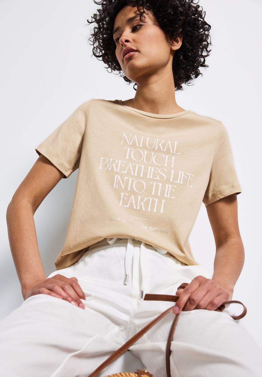 Shirt mit Wording Artwork