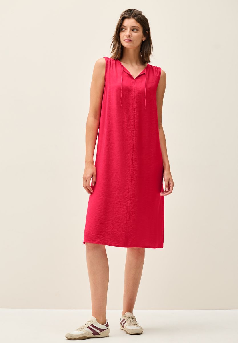 Kleid in Unifarbe