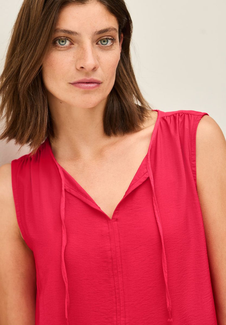 Kleid in Unifarbe