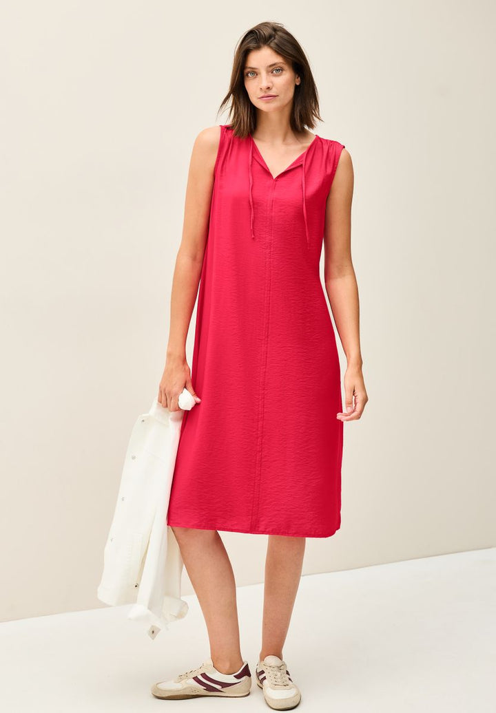 Kleid in Unifarbe