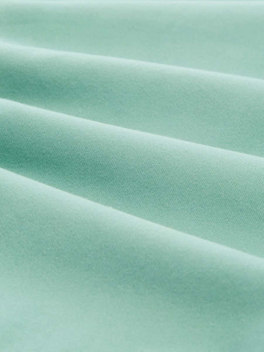 Tapered Relaxed Hose